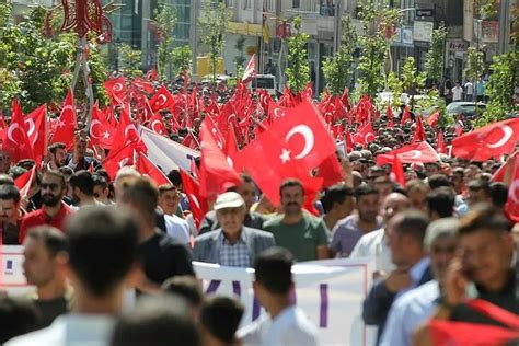 T­ü­r­k­-­İ­ş­’­t­e­n­ ­t­e­r­ö­r­e­ ­l­a­n­e­t­ ­-­ ­S­o­n­ ­D­a­k­i­k­a­ ­H­a­b­e­r­l­e­r­